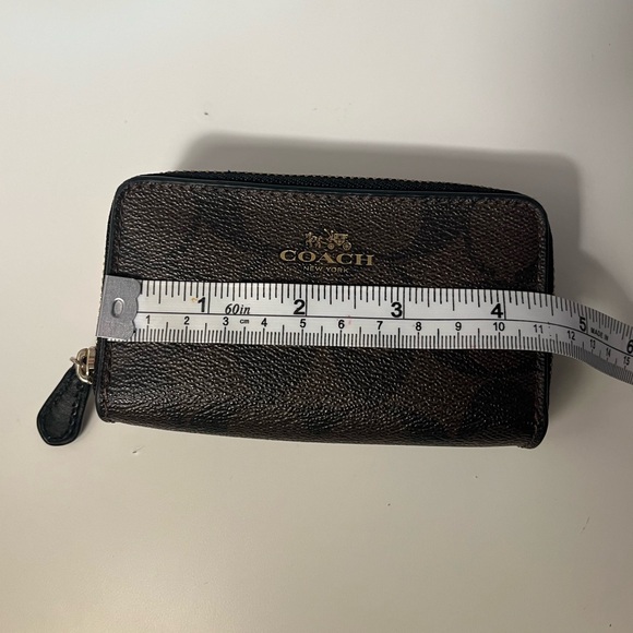 Coach Signature Brown Wallet - Picture 4 of 9